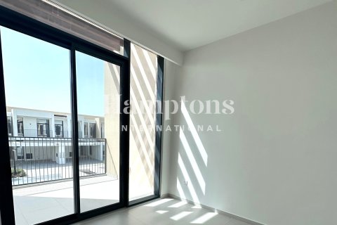 וילה להשכרה ב Dubai South (Dubai World Central), Dubai, איחוד האמירויות  4 חדרי שינה, 354.51970606 מ"ר, מספר 690676 - תמונה 21