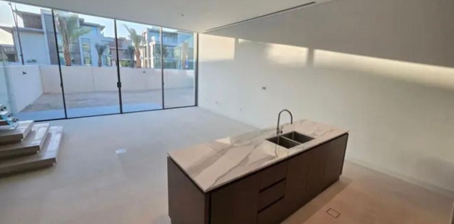 Таунхаус Дубай, БАӘ-да 3 жатын бөлмелер, 190.9 м² № 682242