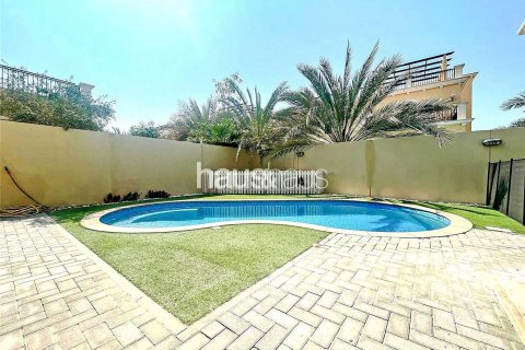 וילה להשכרה ב Jumeirah Park, Dubai, איחוד האמירויות  4 חדרי שינה, 384 מ"ר, מספר 626488 - תמונה 20