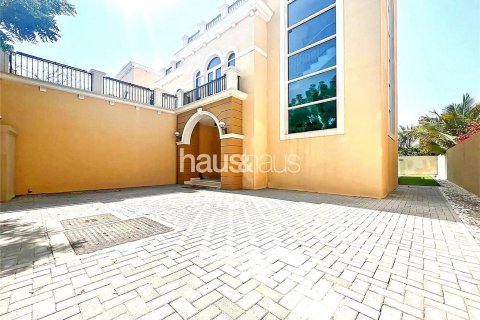 וילה להשכרה ב Jumeirah Park, Dubai, איחוד האמירויות  4 חדרי שינה, 384 מ"ר, מספר 626488 - תמונה 3