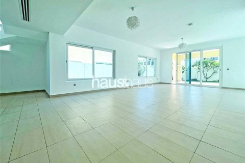 וילה להשכרה ב Jumeirah Park, Dubai, איחוד האמירויות  4 חדרי שינה, 384 מ"ר, מספר 626488 - תמונה 4