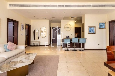 Apartamento en alquiler en Palm Jumeirah, Dubai, EAU 2 dormitorios, 156 m2 № 686334 - foto 3