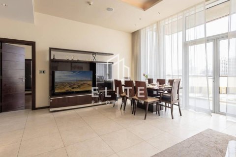 Apartamento en alquiler en Palm Jumeirah, Dubai, EAU 2 dormitorios, 156 m2 № 686334 - foto 2