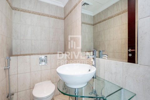 Vila v Umm Suqeim, Dubai, SAE 2 ložnice, 200 m² Č.: 603563 - fotografie 15