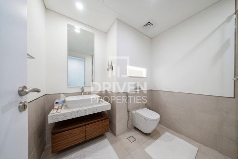 Apartment til leje i Umm Suqeim, Dubai, UAE 1 soveværelse, 71.91 kvm № 768276 - foto 8