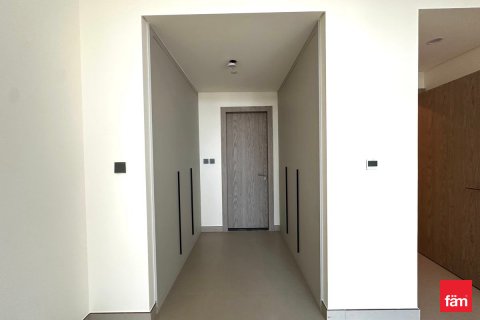 Пәтер Дубай, БАӘ-да 2 жатын бөлмелер, 132.1 м² № 678278 - фото 9