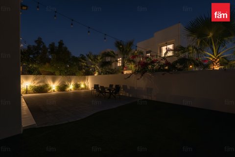Βίλα σε Reem, Dubai, ΗΑΕ 3 υπνοδωμάτια, 320 τ.μ. Αρ. 691173 - φωτογραφία 15