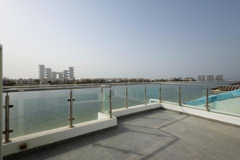Villa para arrendamento em Palm Jumeirah, Dubai, EAU 5 quartos, 650 m2 № 646412 - foto 3