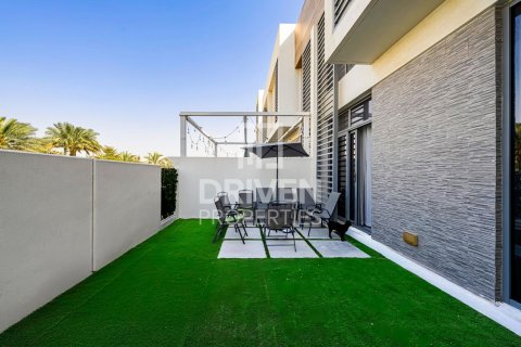 Appartamento in vendita a Dubai South (Dubai World Central), Dubai, EAU 2 camere da letto, 169.08 mq. № 756038 - foto 11