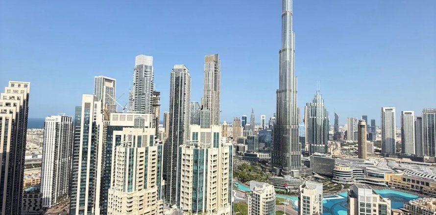 דירה ב Downtown Dubai (Downtown Burj Dubai), Dubai, איחוד האמירויות 3 חדרי שינה, 183.9 מ"ר מספר 686267
