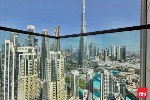 דירה להשכרה ב Downtown Dubai (Downtown Burj Dubai), Dubai, איחוד האמירויות 3 חדרי שינה, 183.9 מ"ר, מספר 686267 - תמונה 2