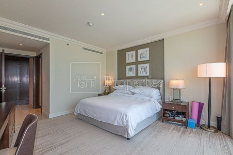Apartmen di Downtown Dubai (Downtown Burj Dubai), UAE 2 bilik tidur, 125.9 meter persegi № 686268 - foto 9
