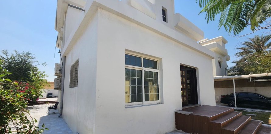 Vila v Al Heerah, Sharjah, SAE 4 ložnice, 450.58 m² Č.: 748402