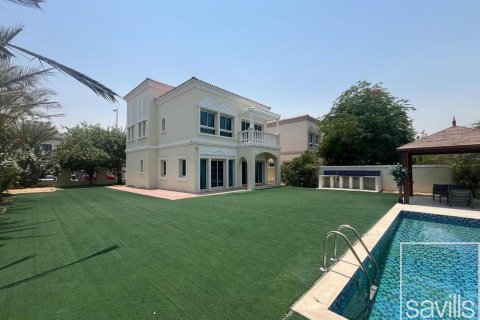Vilë në Jumeirah Village Triangle, Dubai, Emiratet e Bashkuara Arabe 2 dhoma gjumi, 711.54 m2. № 747594 - Foto 13