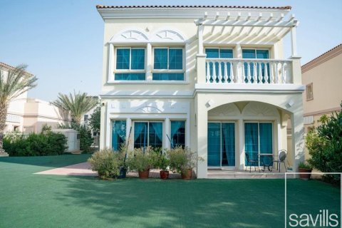 Vilë në Jumeirah Village Triangle, Dubai, Emiratet e Bashkuara Arabe 2 dhoma gjumi, 711.54 m2. № 747594 - Foto 2