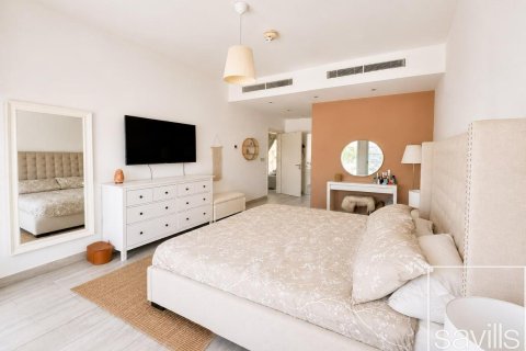Jumeirah Village Triangle、Dubai、UAE にあるヴィラの賃貸物件 2ベッドルーム、643.35 m2、No747597 - 写真 7