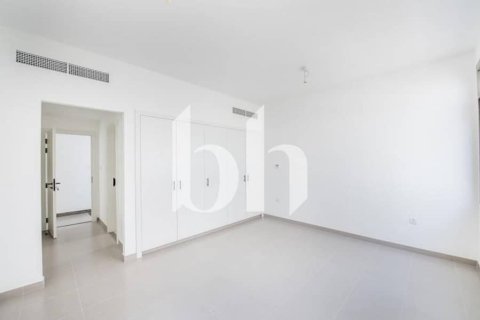 Rijtjeshuis te huur in Town Square, Dubai, VAE 4 slaapkamers, 226 vr.m., nr 645428 - foto 2