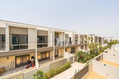 Σπίτι σε Tilal Al Ghaf, Dubai, ΗΑΕ 3 υπνοδωμάτια, 203 τ.μ. Αρ. 645425 - φωτογραφία 4