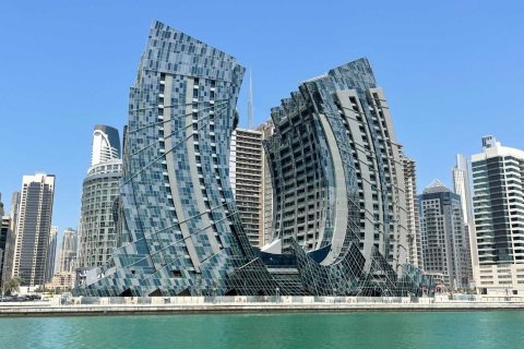 Projecto de desenvolvimento J ONE TOWER A em Business Bay, Dubai, EAU № 389564