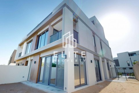 Villa in Tilal Al Ghaf, Dubai, UAE 5 bedrooms № 619873 - photo 1