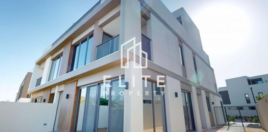Villa in Tilal Al Ghaf, Dubai, UAE 5 bedrooms № 619873