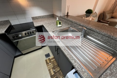 Jumeirah Lake Towers, Dubai, UAE의 임대용 아파트 침실 1개, 90.3제곱미터 번호 623998 - 사진 2
