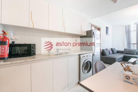 Apartment in Business Bay, Dubai, UAE 1 bedroom, 81.8 sq.m. № 623999 - photo 23