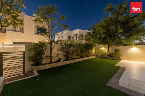 Rekkehus til leie i Reem, Dubai, Emiratene 3 soverom, 268 kvm Nr. 679135 - Foto 24