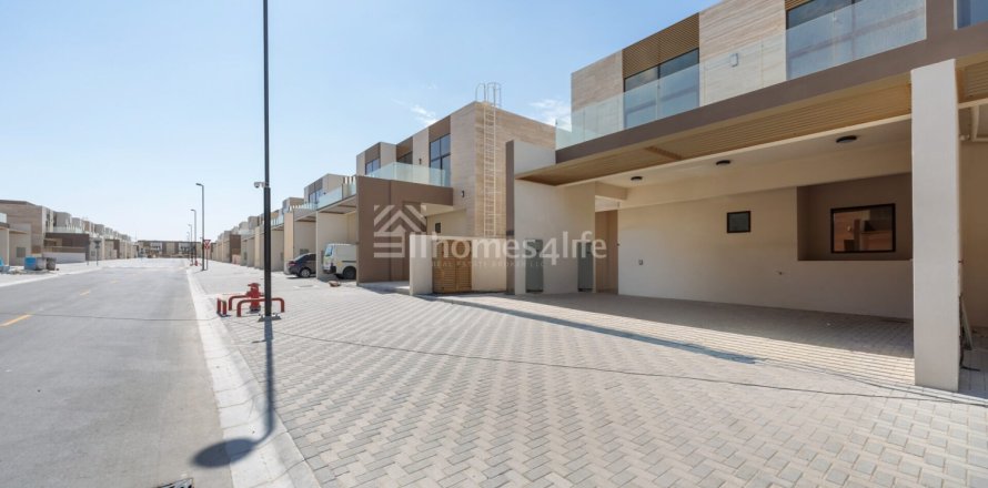 Adosado en Mohammed Bin Rashid City, Dubai, EAU 4 dormitorios, 252 m² № 693757