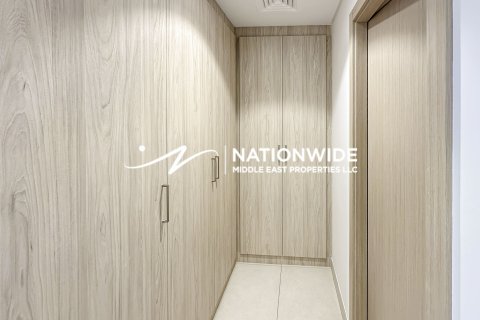 Townhouse in Abu Dhabi, UAE 4 bedrooms, 258 sq.m. № 647131 - photo 7