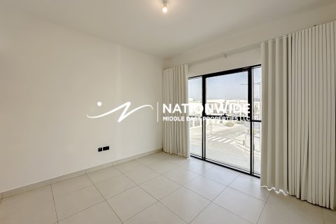 Townhouse in Abu Dhabi, UAE 4 bedrooms, 258 sq.m. № 647131 - photo 6