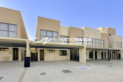 Townhouse in Abu Dhabi, UAE 4 bedrooms, 258 sq.m. № 647131 - photo 12