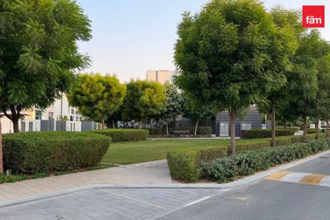 Villa til leie i Dubai, Emiratene 3 soverom, 128.6 kvm Nr. 722772 - Foto 9