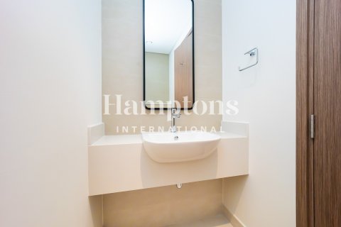 Huoneisto Mina Rashid, Dubai, Arabiemiraatit 3 makuuhuonetta, 153.19704700 m2 № 679529 - kuva 4