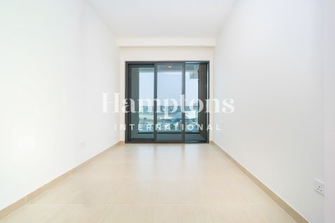 Huoneisto Mina Rashid, Dubai, Arabiemiraatit 3 makuuhuonetta, 153.19704700 m2 № 679529 - kuva 2
