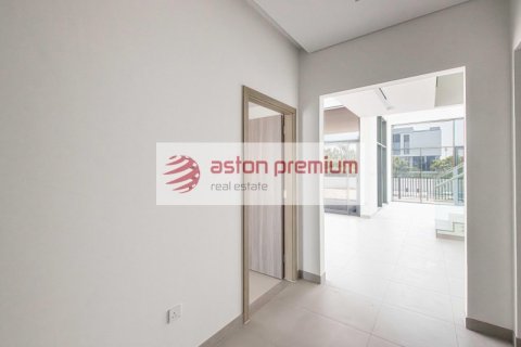 Villa sa Al Furjan, Dubai, UAE 5 silid-tulugan, 746.5 sq.m. № 632146 - larawan 16