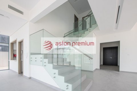 Villa sa Al Furjan, Dubai, UAE 5 silid-tulugan, 746.5 sq.m. № 632146 - larawan 6