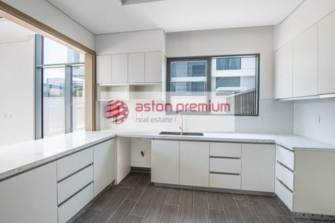 Villa sa Al Furjan, Dubai, UAE 5 silid-tulugan, 746.5 sq.m. № 632146 - larawan 17