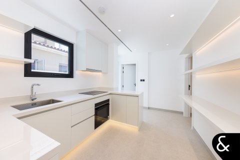 ویلا برای فروش در Jumeirah Golf Estates، Dubai، امارات متحده عربی 6 خوابه ، 743 متر مربع ، شماره 667293 - تصویر 10