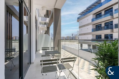 Apartment til salg i Meydan, Dubai, UAE 2 soveværelser, 63 kvm № 667292 - foto 15