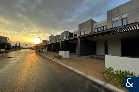 Villa te koop in Arabian Ranches 3, Dubai, VAE 3 slaapkamers, 180 vr.m., nr 667289 - foto 11