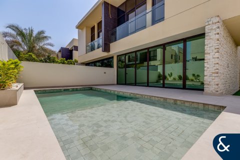 Vila u DAMAC Hills (Akoya by DAMAC), Dubai, UAE 4 spavaćih soba, 253 m2 Br. 667288 - fotografija 1