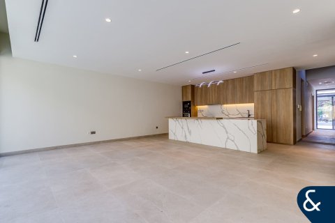 Vila u DAMAC Hills (Akoya by DAMAC), Dubai, UAE 4 spavaćih soba, 253 m2 Br. 667288 - fotografija 3