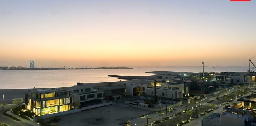 Zemes gabals Dubaijā, AAE 700 m2 Nr. 697041