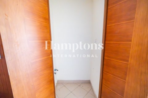 Lägenhet uthyres i The Views, Dubai, UAE 2 sovrum, 131.92226000 kvm Nr. 662740 - fotografi 17