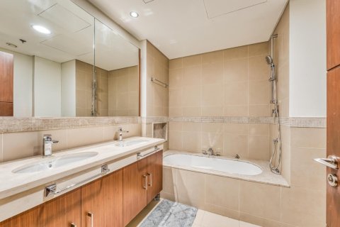 Apartamento en venta en Downtown Dubai (Downtown Burj Dubai), Dubai, EAU 2 dormitorios, 153 m2 № 680949 - foto 11