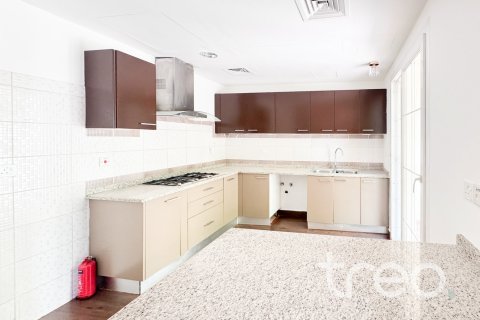 Vilă de închiriat în The Springs, Dubai, EAU 3 dormitoare, 228.08 mp.  №734020 - poză 4