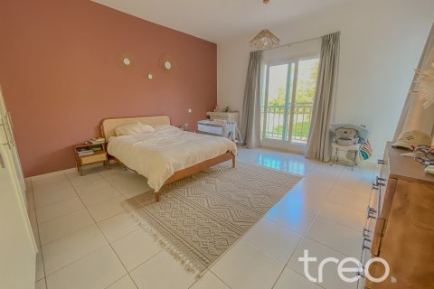 Üürile anda villa asukohaga The Springs, Dubai, AÜE: 3 magamistoaga, 228.08 m² Nr 734024 - pilt 8