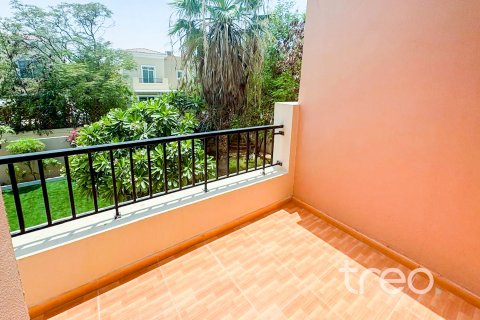 Villa te huur in Arabian Ranches, Dubai, VAE 3 slaapkamers, 228.26 vr.m., nr 734022 - foto 17