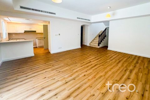 Villa te huur in Arabian Ranches, Dubai, VAE 3 slaapkamers, 228.26 vr.m., nr 734022 - foto 3